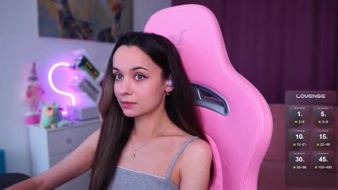 Angelina online show from 10/23/25, 11:31