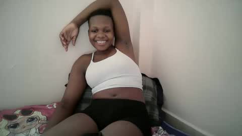 Snapshot of juicy_bella2 chatting on 09/29/25, 10:31 juicy_bella2 online show from 09/29/25, 10:31