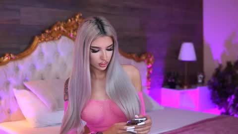 Snapshot of juicy_jessye chatting on 10/08/25, 07:44 Jessye online show from 10/08/25, 07:44