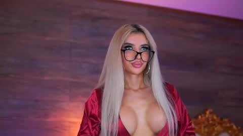 Snapshot of juicy_jessye chatting on 10/24/25, 08:16 Jessye online show from 10/24/25, 08:16