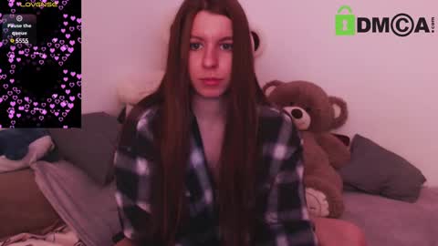 Snapshot of juicy_mystery chatting on 02/17/25, 03:31 laura online show from 02/17/25, 03:31