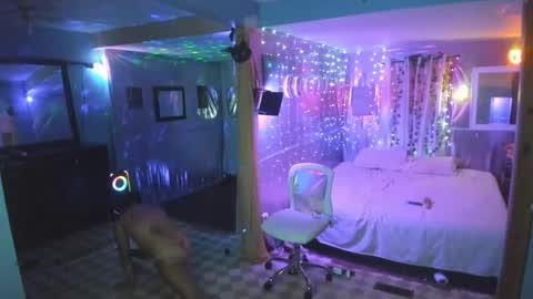 juicyjayxxx69 online show from 09/18/25, 03:30