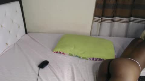 Snapshot of juicymunirah chatting on 09/30/25, 03:50 juicymunirah online show from 09/30/25, 03:50