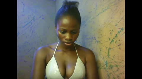 juicypiexx online show from 10/18/25, 03:13