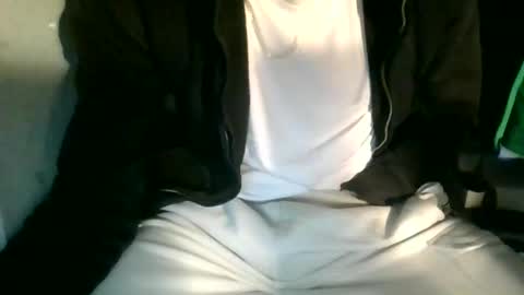 Snapshot of juju78juju chatting on 02/20/25, 09:42 juju78juju online show from 02/20/25, 09:42