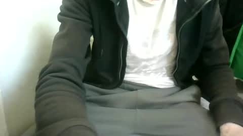 Snapshot of juju78juju chatting on 02/23/25, 01:32 juju78juju online show from 02/23/25, 01:32