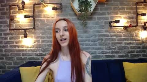 JuliaJae online show from 10/15/25, 06:35