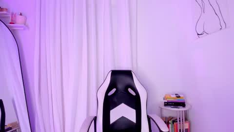 Julia online show from 12/07/24, 11:45