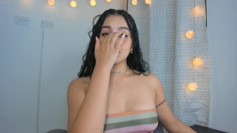 Snapshot of julia_strauns chatting on 01/03/25, 08:10 julia_strauns online show from 01/03/25, 08:10