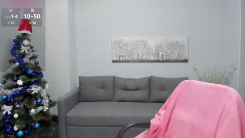 Snapshot of julia_wilsons chatting on 12/23/24, 10:10 Julia online show from 12/23/24, 10:10