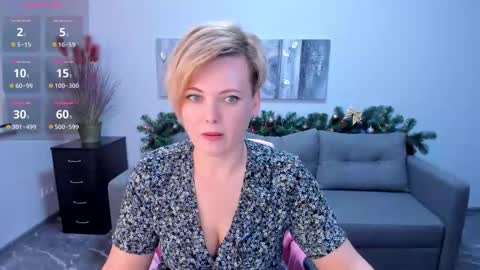 Snapshot of julia_wilsons chatting on 01/05/25, 12:53 Julia online show from 01/05/25, 12:53