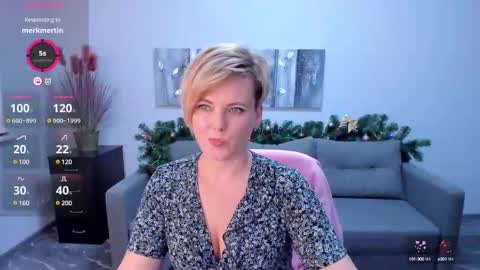 Snapshot of julia_wilsons chatting on 01/05/25, 03:55 Julia online show from 01/05/25, 03:55