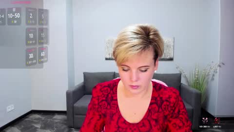 Snapshot of julia_wilsons chatting on 01/19/25, 12:50 Julia online show from 01/19/25, 12:50