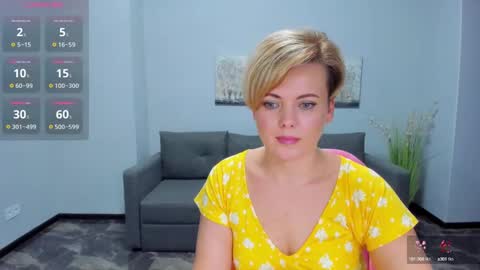 Snapshot of julia_wilsons chatting on 02/06/25, 04:14 Julia online show from 02/06/25, 04:14