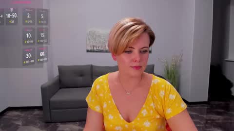 Snapshot of julia_wilsons chatting on 02/27/25, 05:15 Julia online show from 02/27/25, 05:15