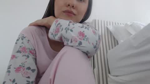 juliaby online show from 01/31/25, 05:42