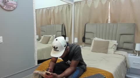 julian billy online show from 03/10/25, 05:50