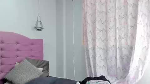 Snapshot of juliana12_ls chatting on 09/24/25, 03:37 juliana12_ls online show from 09/24/25, 03:37