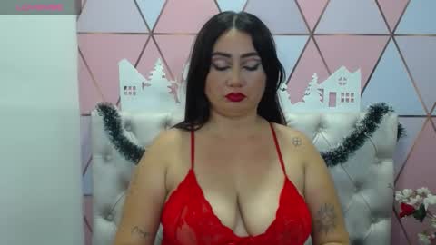 Snapshot of juliana_boobx chatting on 12/17/24, 03:28 Juli online show from 12/17/24, 03:28