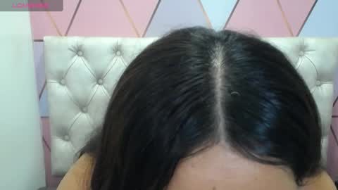 Snapshot of juliana_boobx chatting on 01/15/25, 05:26 Juli online show from 01/15/25, 05:26