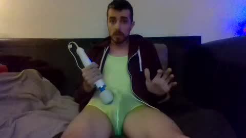 julianjj2001 online show from 12/04/24, 03:59