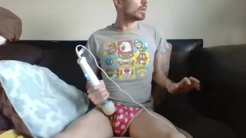 julianjj2001 online show from 02/01/25, 10:13