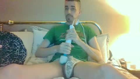 julianjj2001 online show from 03/07/25, 01:09