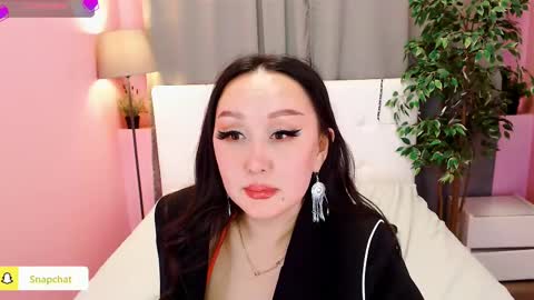 Snapshot of julianna_jamii chatting on 02/12/25, 04:55 Julianna online show from 02/12/25, 04:55