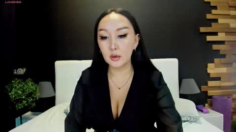 Snapshot of julianna_jamii chatting on 09/14/25, 02:27 Julianna online show from 09/14/25, 02:27