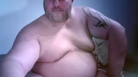 Juliano online show from 10/19/25, 01:56