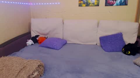 Snapshot of juliasane_ chatting on 02/22/25, 03:36 Jul online show from 02/22/25, 03:36