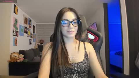 Jeimy Help me to reach 100 thumbs up online show from 10/14/25, 01:28