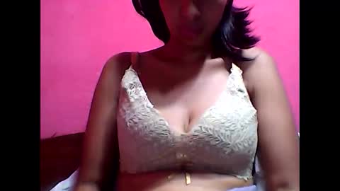 Snapshot of julie0612 chatting on 02/12/25, 04:01 julie0612 online show from 02/12/25, 04:01