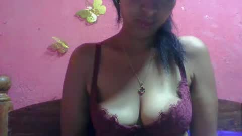 Snapshot of julie0612 chatting on 11/29/25, 06:11 julie0612 online show from 11/29/25, 06:11