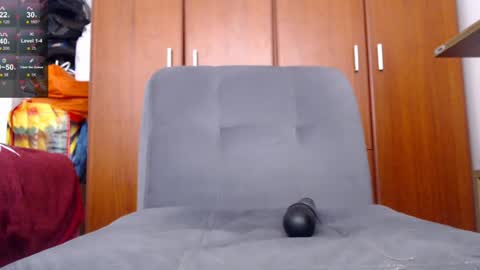 Snapshot of julie_autmn_ chatting on 01/23/25, 05:52 yules online show from 01/23/25, 05:52