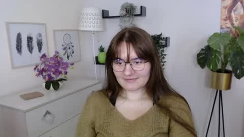 Julie online show from 10/17/25, 01:03