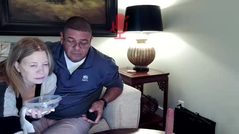 Julie Holliday online show from 10/07/25, 12:46