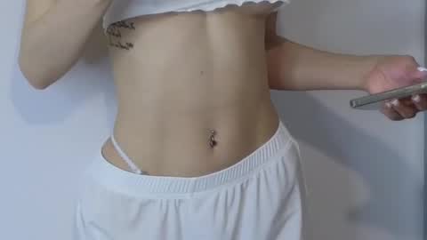 Snapshot of juliejuliette chatting on 10/10/25, 07:35 Julia online show from 10/10/25, 07:35