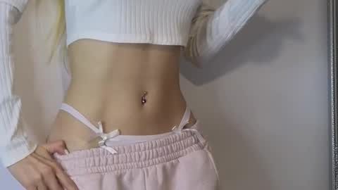 Snapshot of juliejuliette chatting on 10/21/25, 07:25 Julia online show from 10/21/25, 07:25