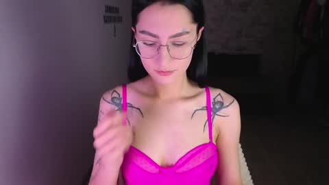 Snapshot of julierayls chatting on 09/10/25, 02:28 see u on Tuesday December 3 in 0200 UTC time turn on notifications so you dont miss me online show from 09/10/25, 02:28