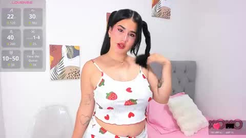 Julieta online show from 10/03/25, 01:13