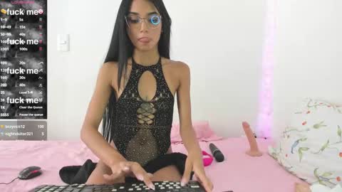 Snapshot of julieta_vega03 chatting on 02/01/25, 09:40 julieta_vega03 online show from 02/01/25, 09:40