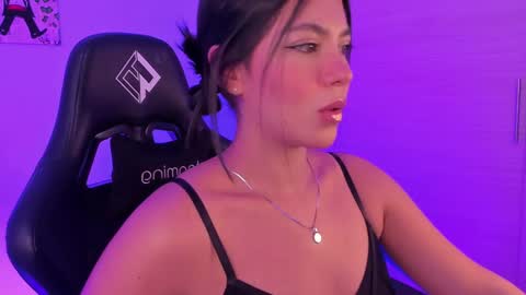 Snapshot of julietariverss chatting on 02/11/25, 01:41 Julieta online show from 02/11/25, 01:41