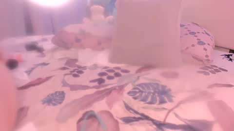 Snapshot of julietavargas chatting on 01/04/25, 10:24 Julieta Vargas online show from 01/04/25, 10:24