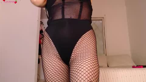 Snapshot of julieth_spencer1 chatting on 10/07/25, 12:24 Julieta online show from 10/07/25, 12:24