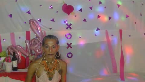 Snapshot of julieth_wolf chatting on 02/17/25, 02:09 Julieth Wolf online show from 02/17/25, 02:09