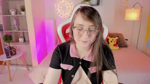 Snapshot of julietha_bianco_ chatting on 03/03/25, 03:31 Julietha online show from 03/03/25, 03:31