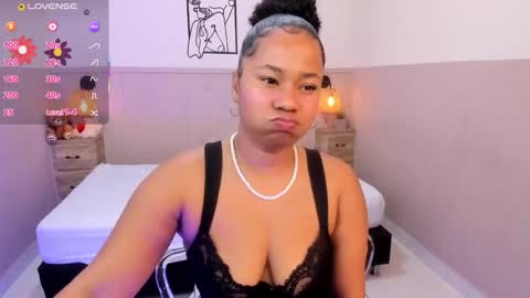 Julieth Julie online show from 11/16/25, 12:11