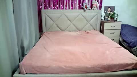 Julietkitty online show from 03/11/25, 02:21