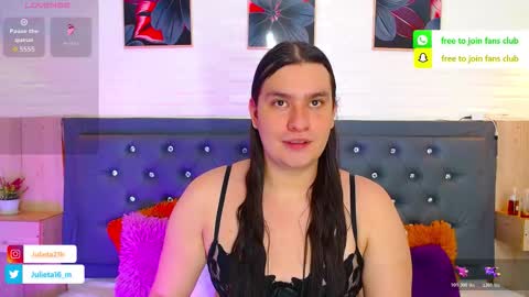 Juli online show from 11/02/25, 02:47